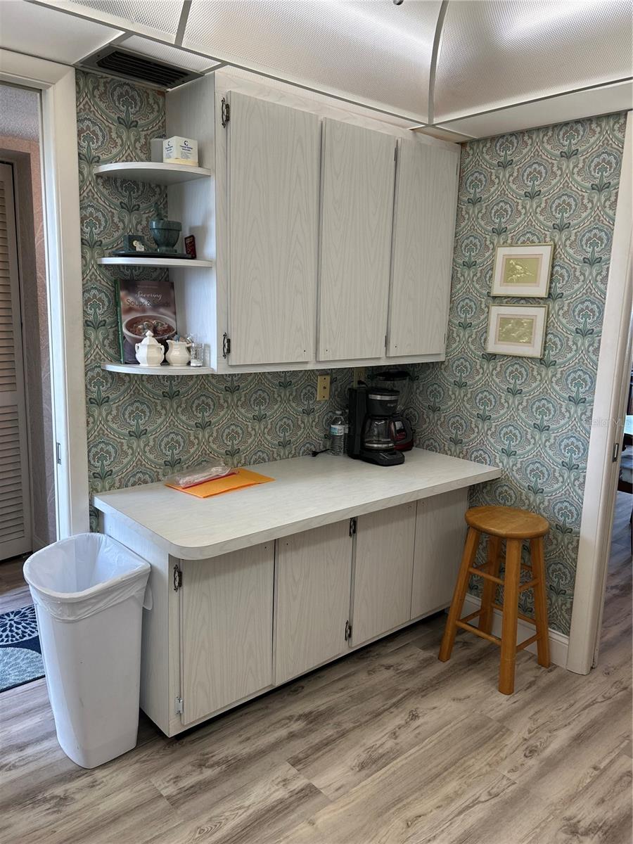 Image 21 of 32 For 4775 Cove Circle 1202