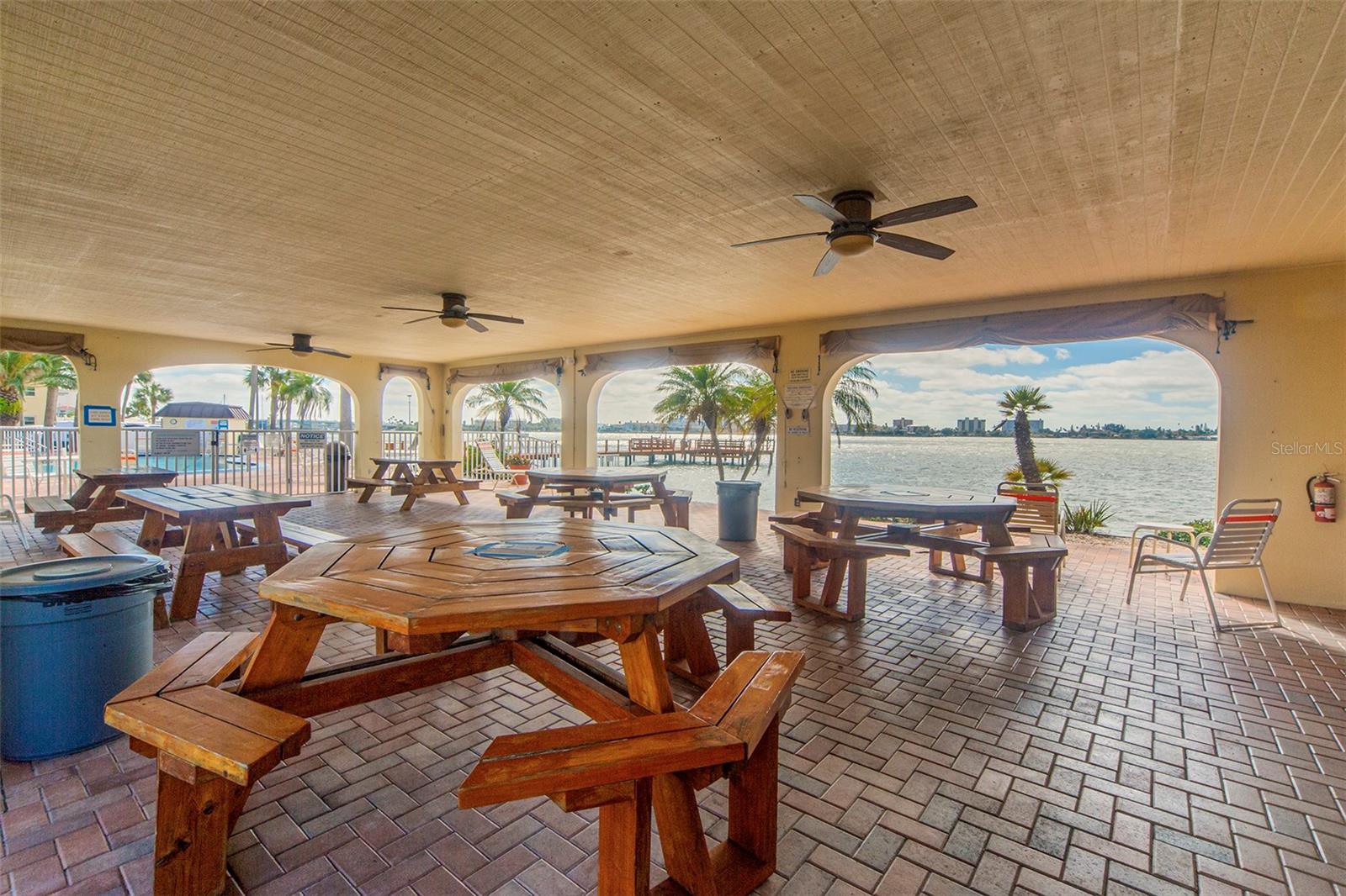 Image 31 of 32 For 4775 Cove Circle 1202