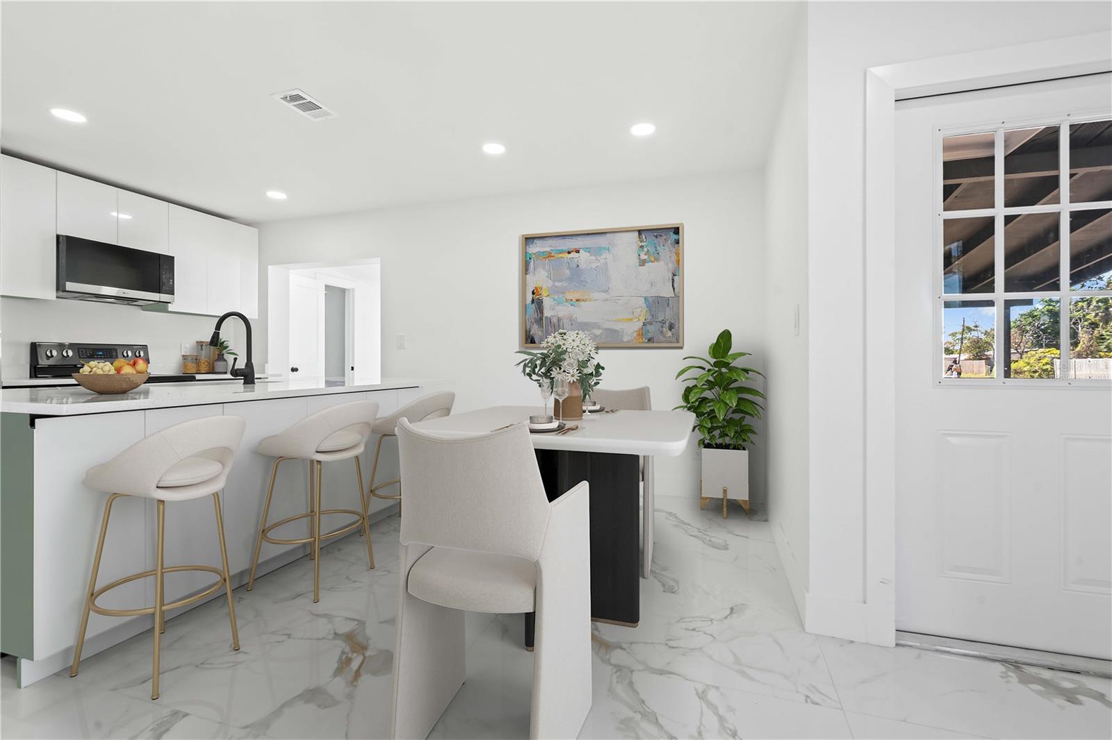 Image 24 of 60 For 5101 Town N Country Boulevard