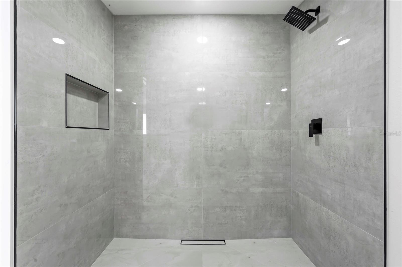 Image 49 of 60 For 5101 Town N Country Boulevard