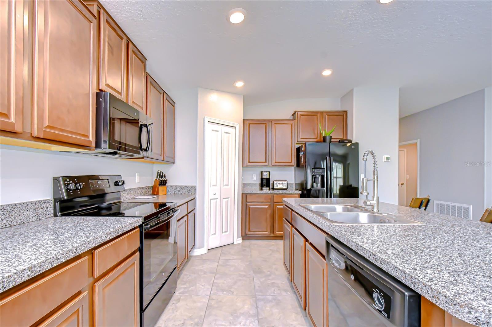 Image 8 of 26 For 10115 Paradise Fish Drive