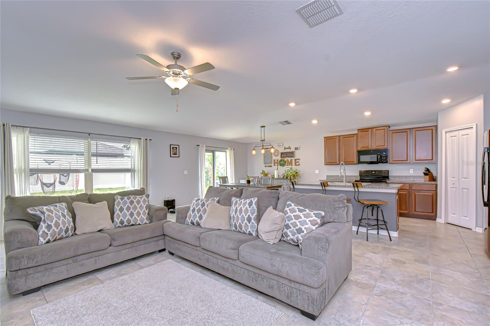 Image 9 of 26 For 10115 Paradise Fish Drive