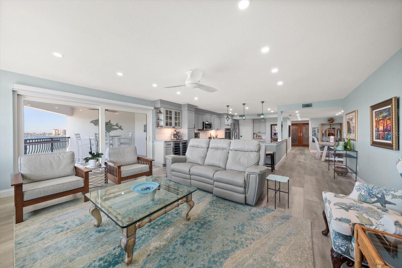 Image 12 of 72 For 200 Dolphin Point 301