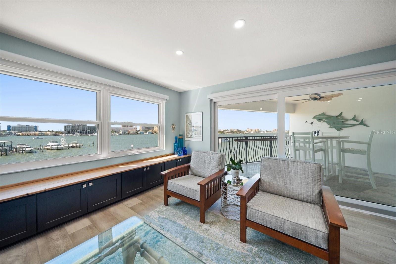 Image 13 of 72 For 200 Dolphin Point 301