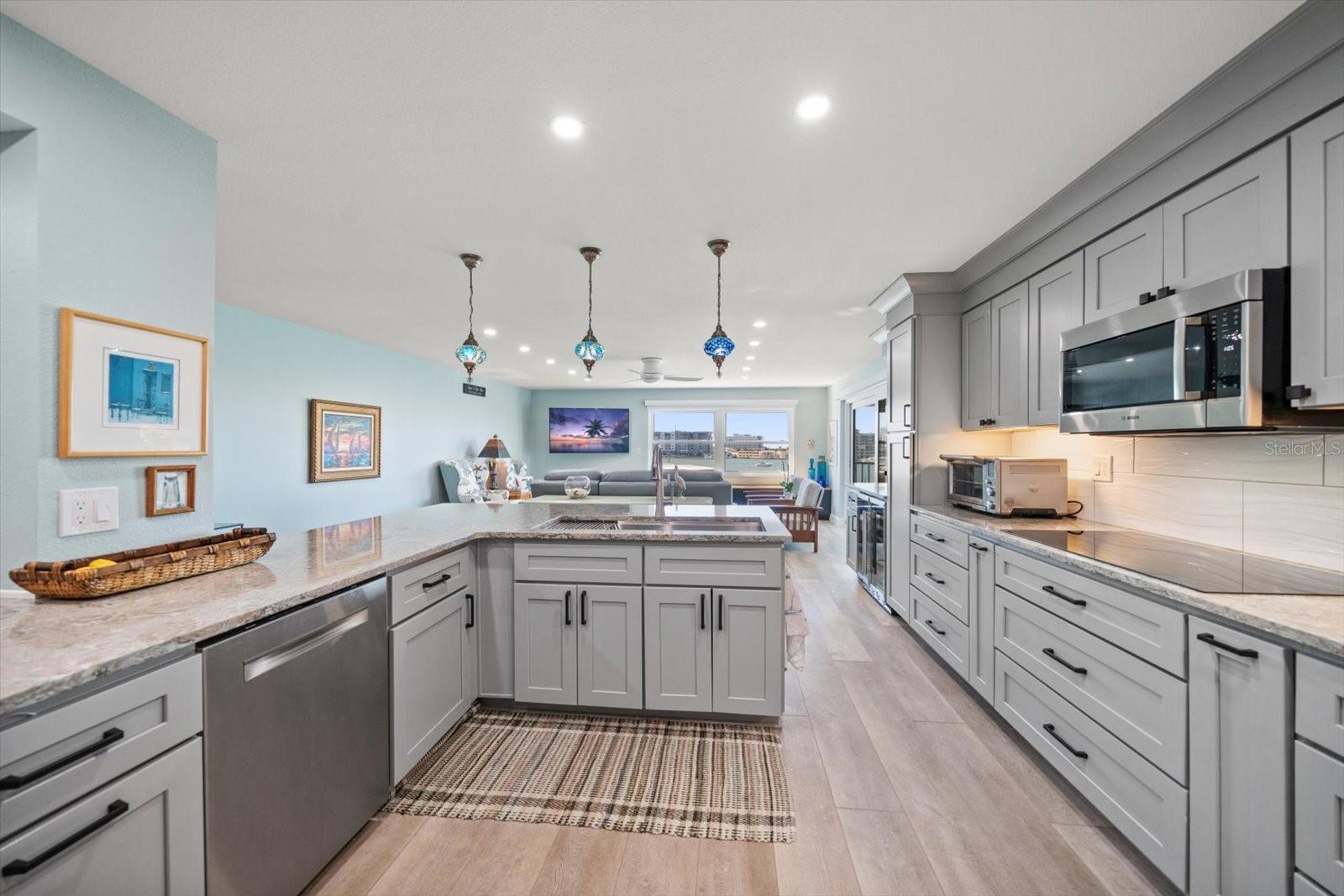 Image 17 of 72 For 200 Dolphin Point 301