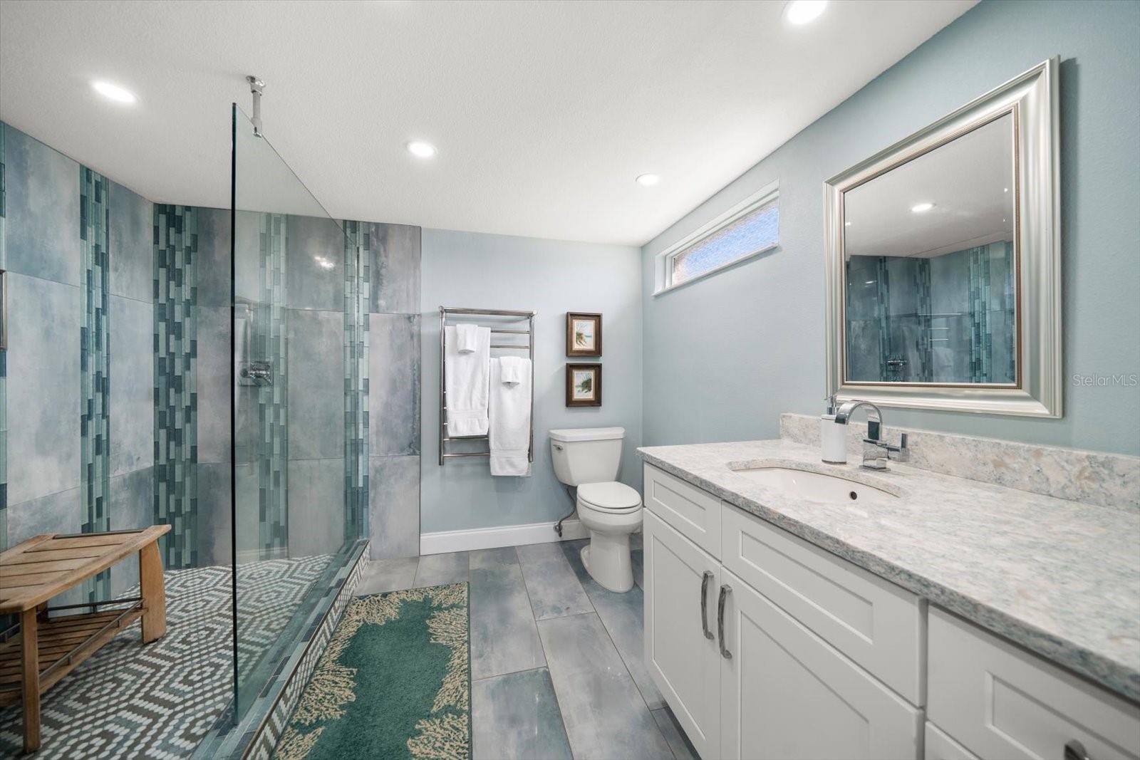 Image 35 of 72 For 200 Dolphin Point 301