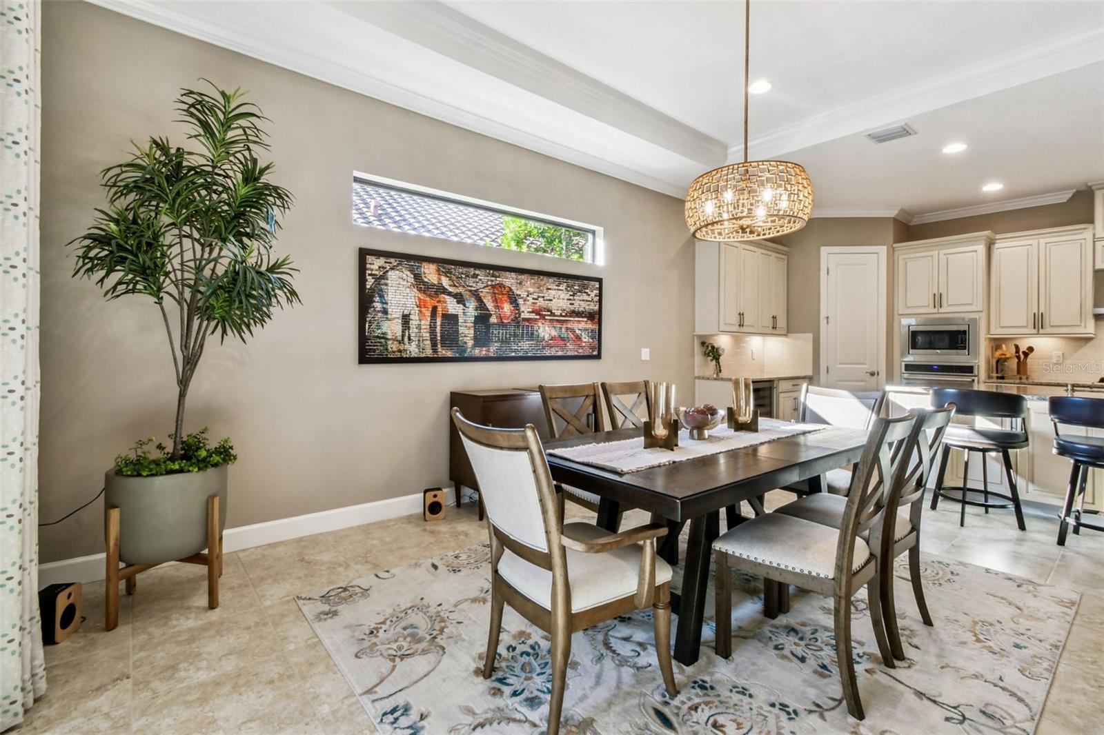 Listing photo id 19 for 8543 Grand Alberato Road