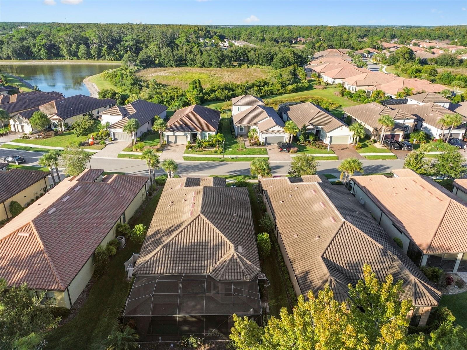 Listing photo id 58 for 8543 Grand Alberato Road