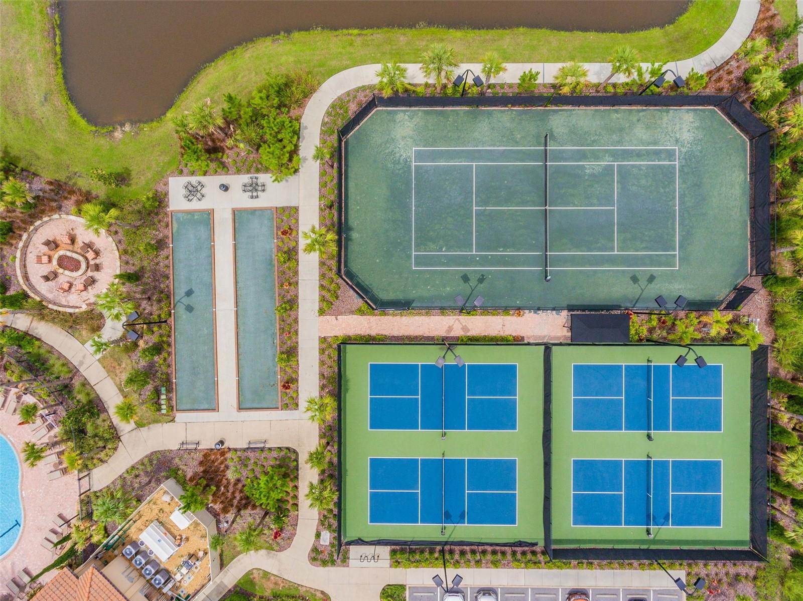 Listing photo id 65 for 8543 Grand Alberato Road