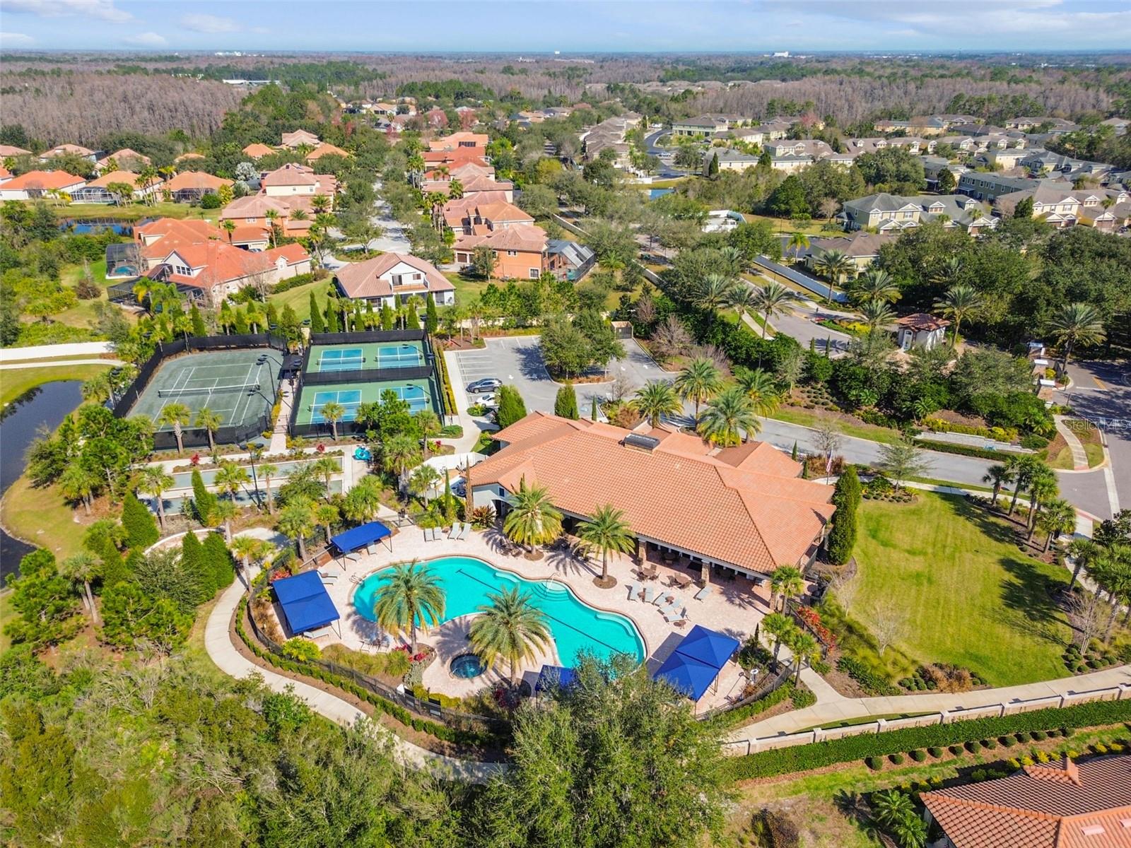 Listing photo id 74 for 8543 Grand Alberato Road