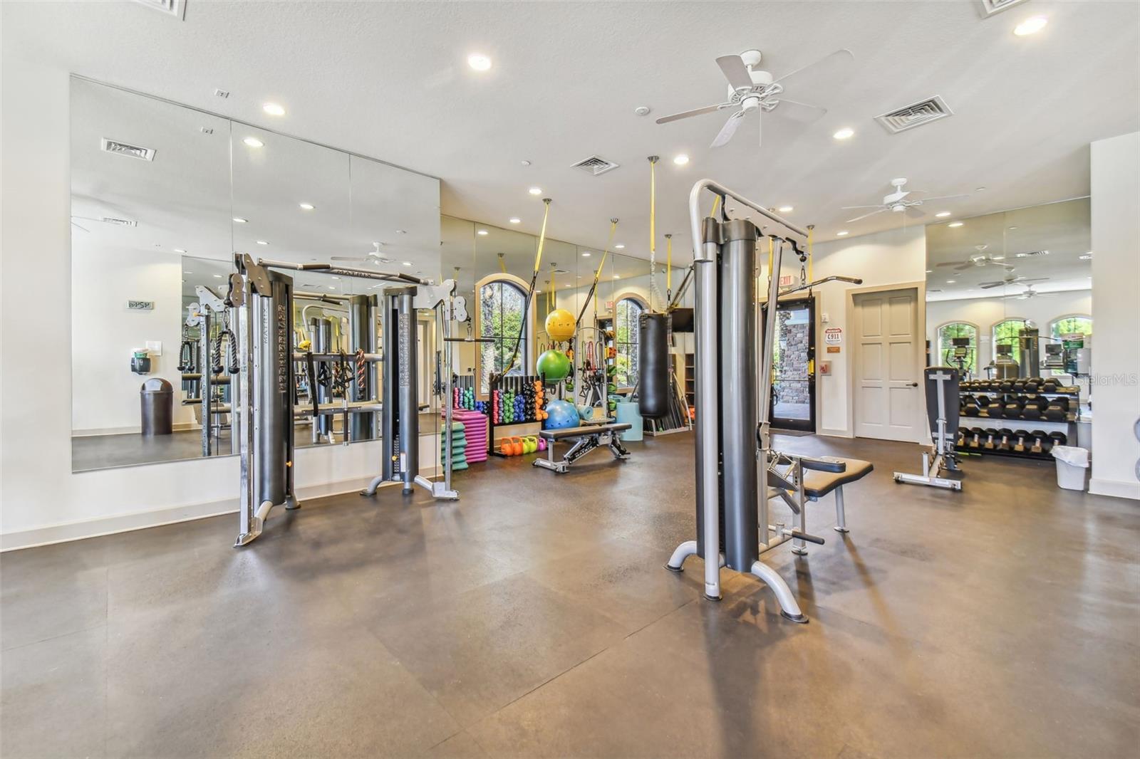 Listing photo id 87 for 8543 Grand Alberato Road