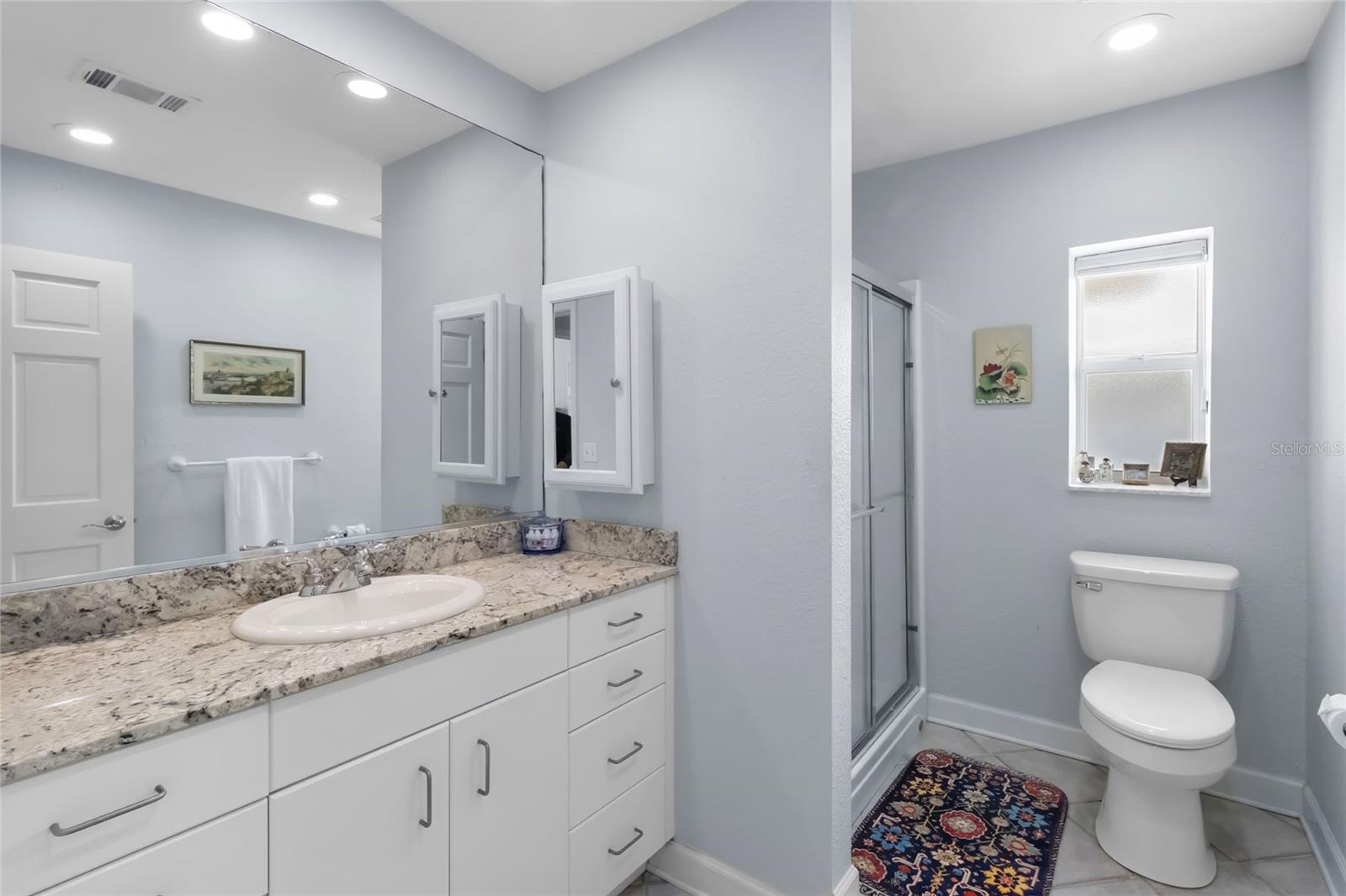 Listing photo id 41 for 1909 Beach Drive Se