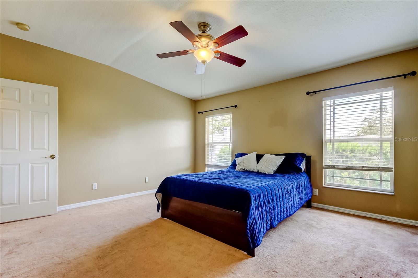 Image 18 of 29 For 6407 Spring Oak Court