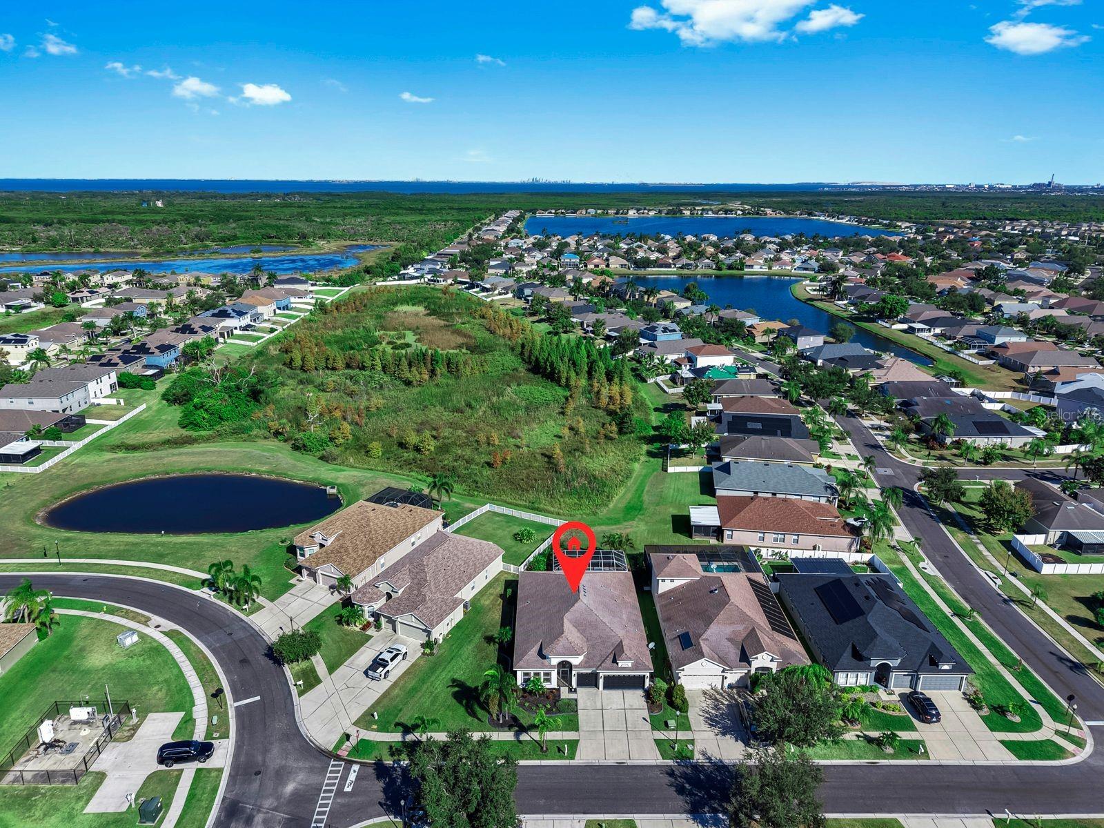 Image 59 of 70 For 302 York Dale Drive