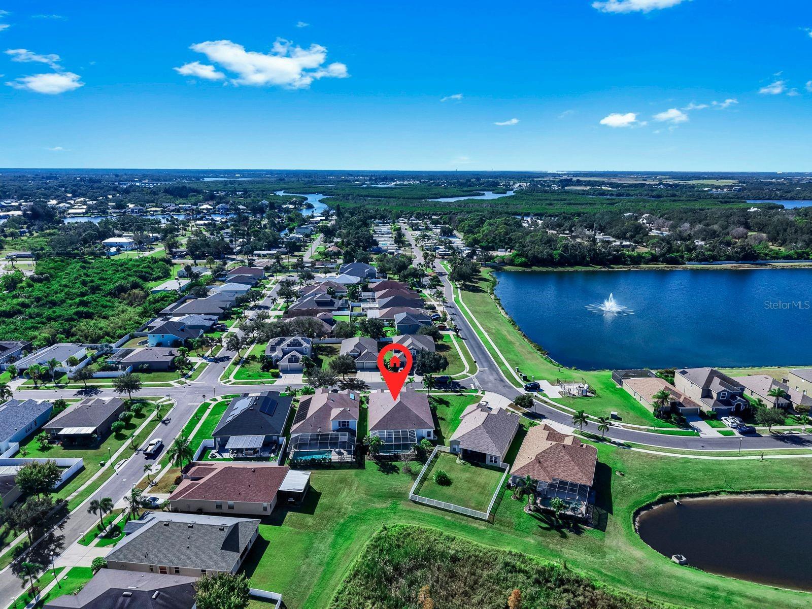 Image 62 of 70 For 302 York Dale Drive