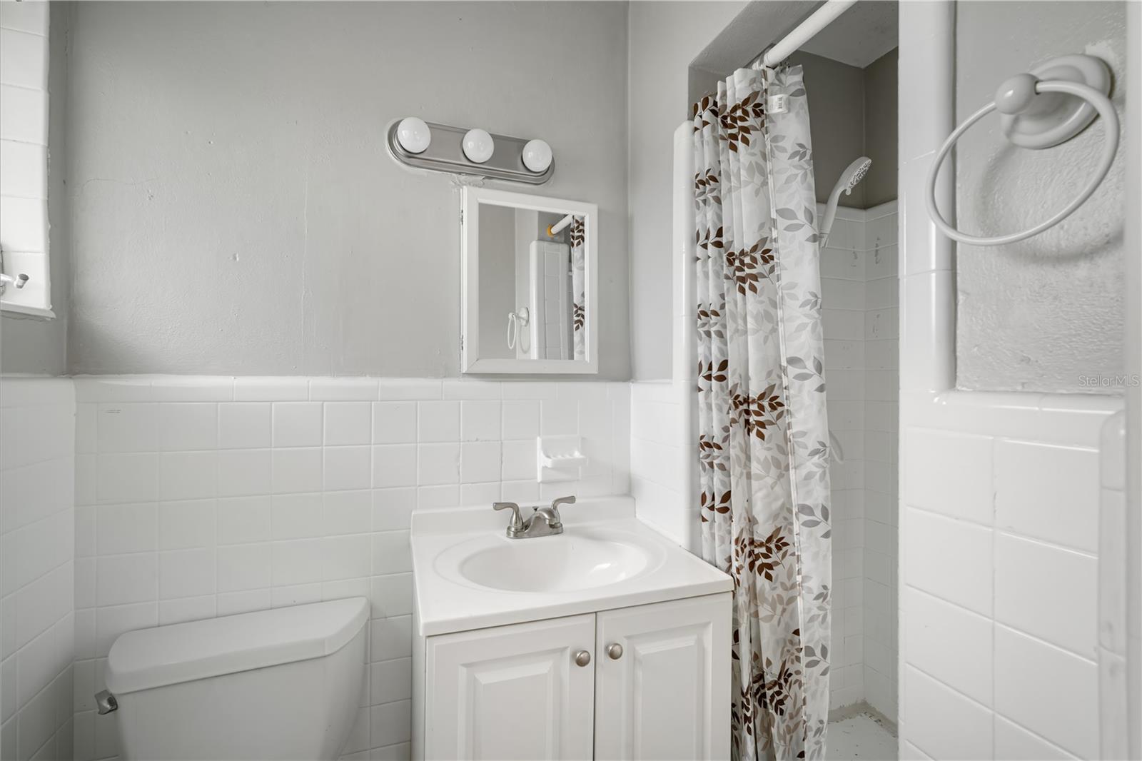 Image 15 of 20 For 2540 11th Avenue S B