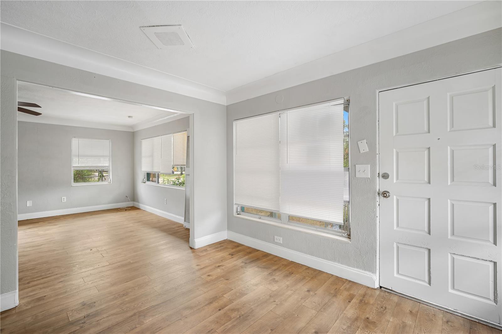 Image 5 of 20 For 2540 11th Avenue S B