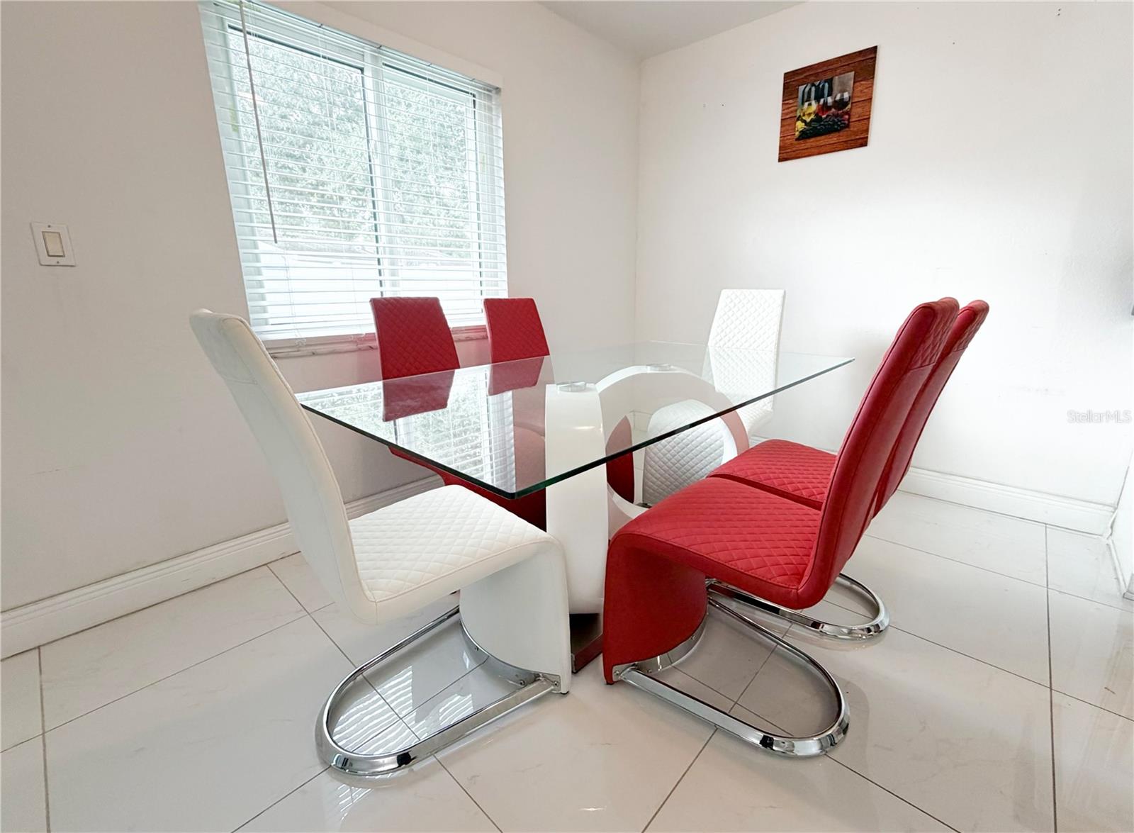 Image 13 of 30 For 6224 Palmview Court