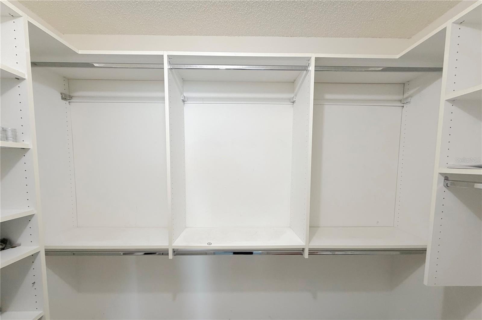 Image 20 of 30 For 6224 Palmview Court