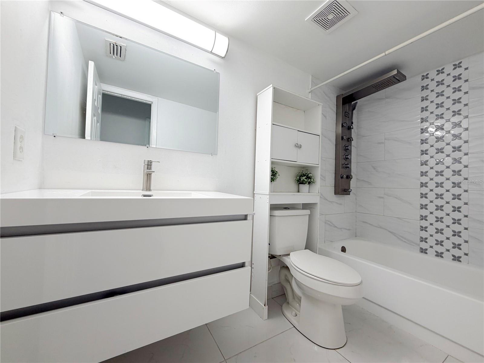 Image 22 of 30 For 6224 Palmview Court