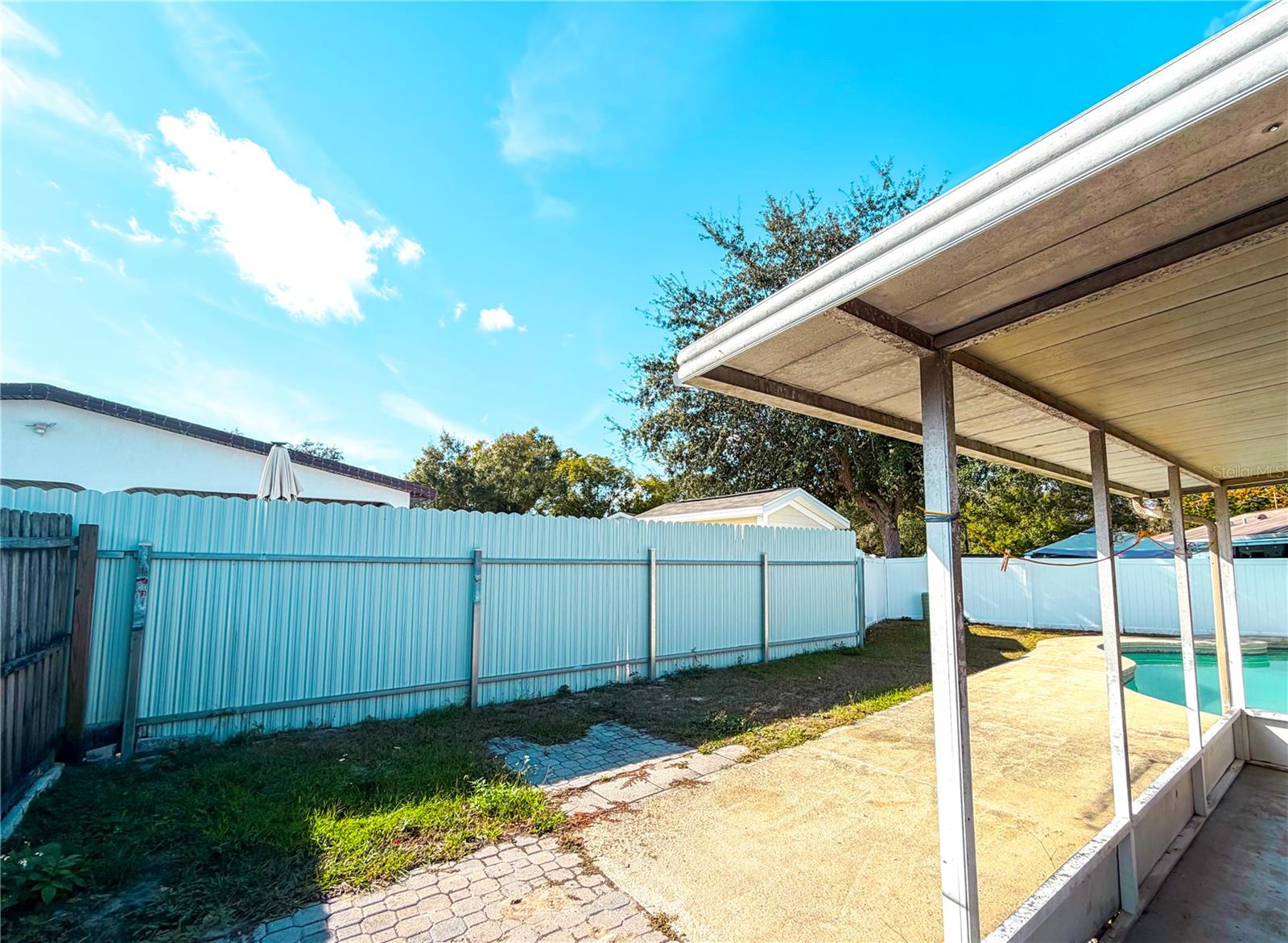 Image 7 of 30 For 6224 Palmview Court