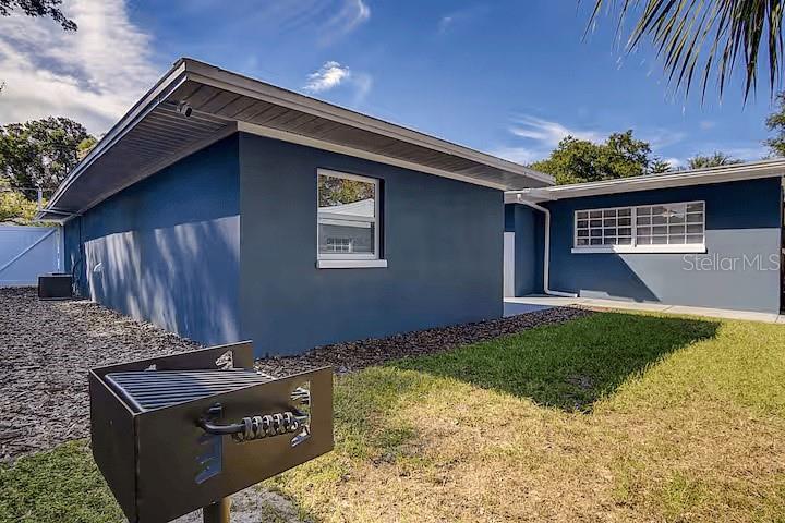 Image 25 of 46 For 1402 33rd Avenue A