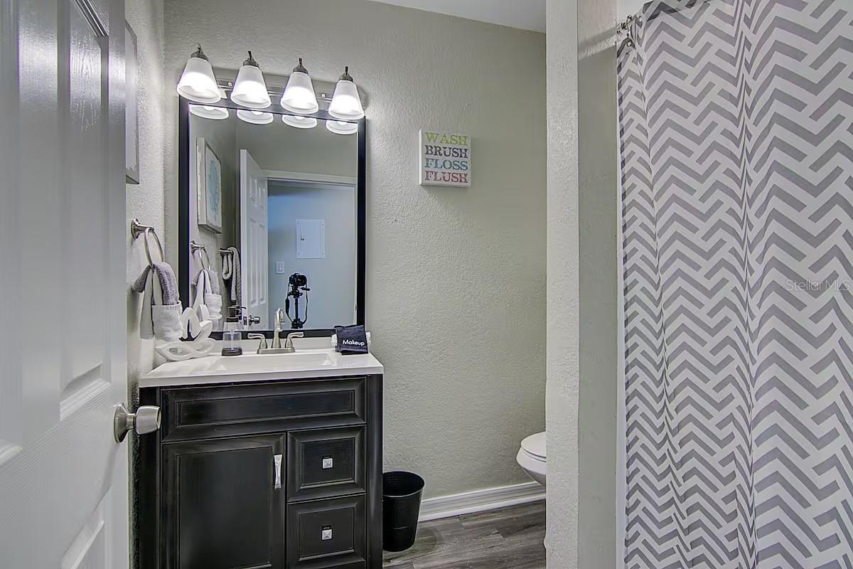 Image 4 of 46 For 1402 33rd Avenue A