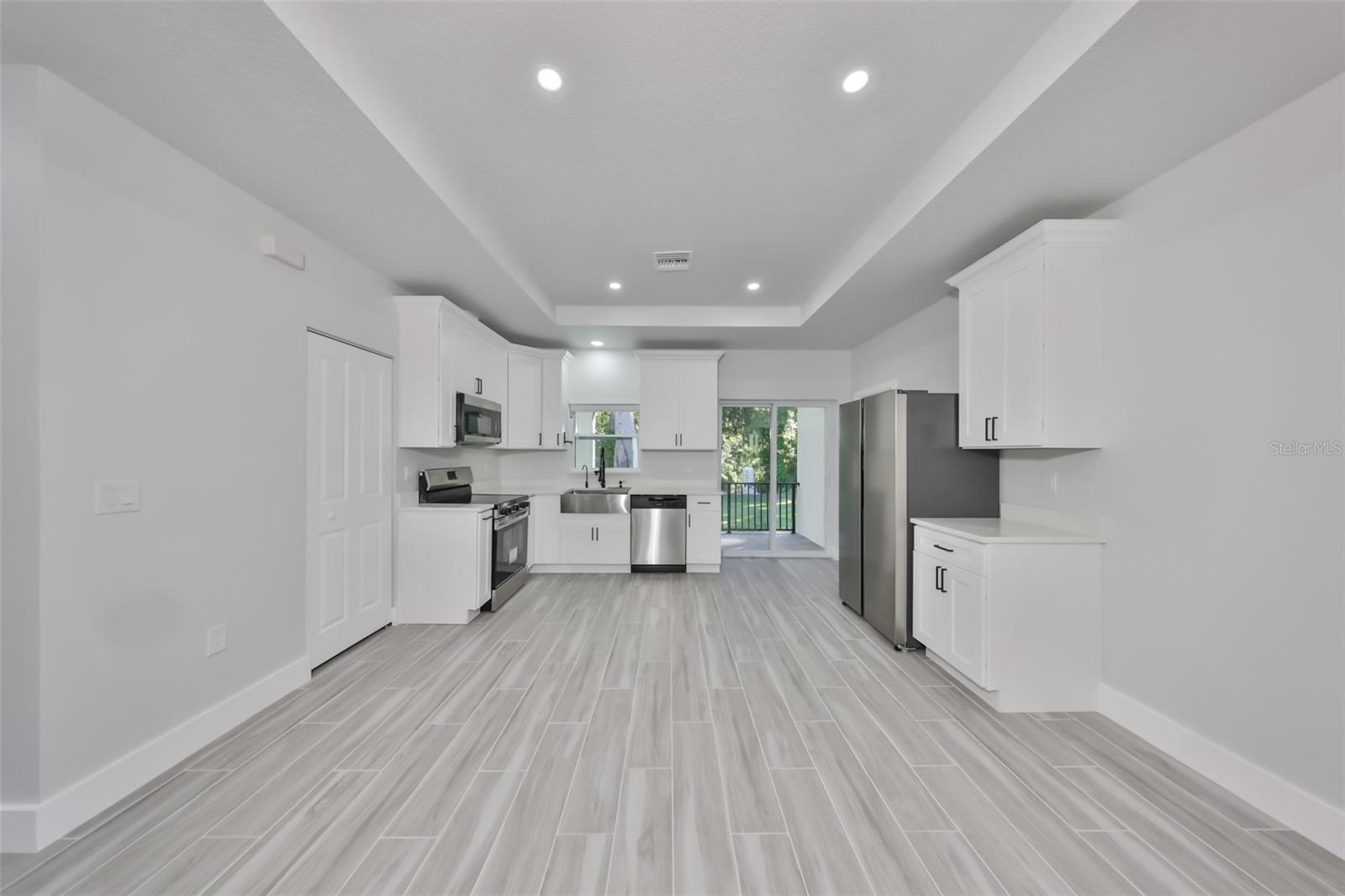 Image 30 of 58 For 16407 Lake Byrd Drive