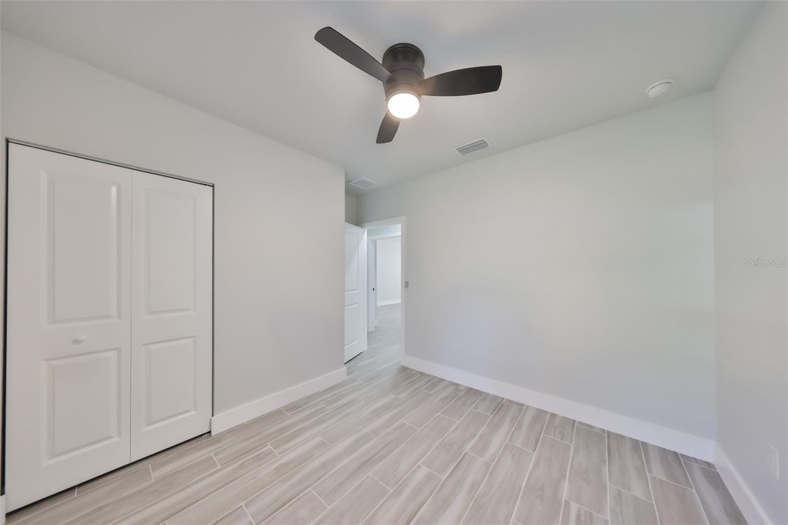 Image 39 of 58 For 16407 Lake Byrd Drive