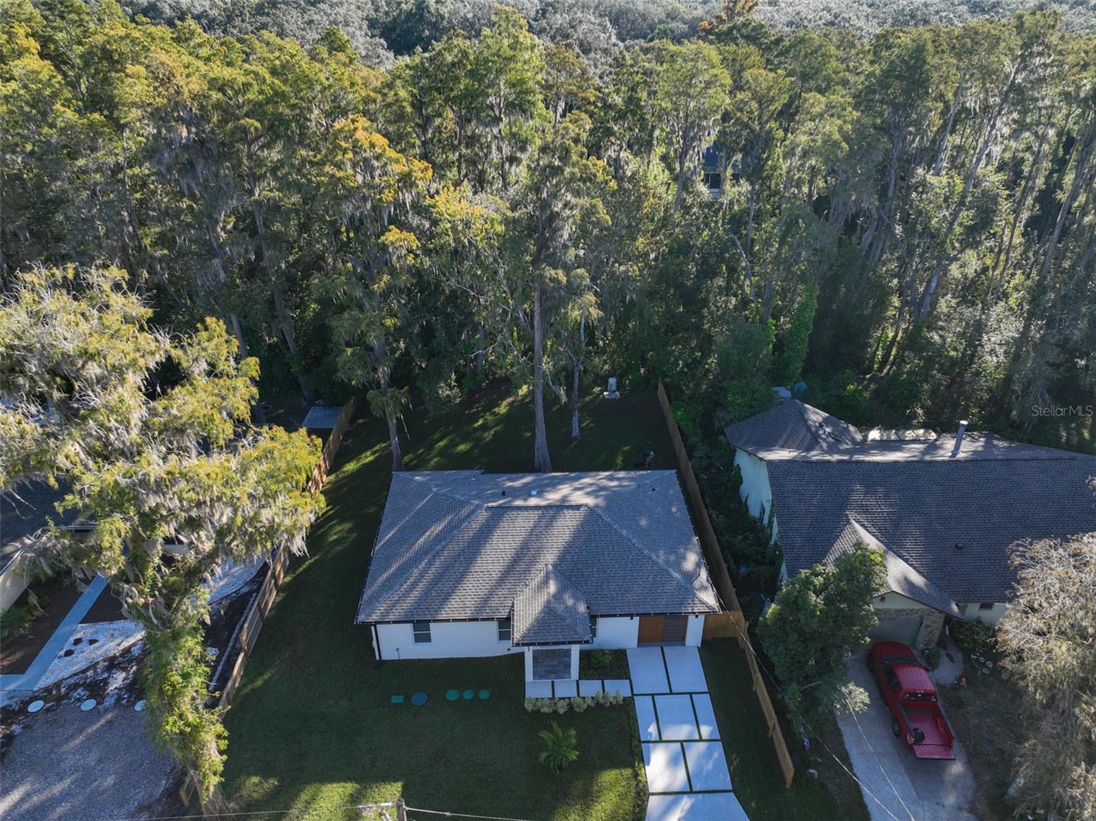 Image 51 of 58 For 16407 Lake Byrd Drive