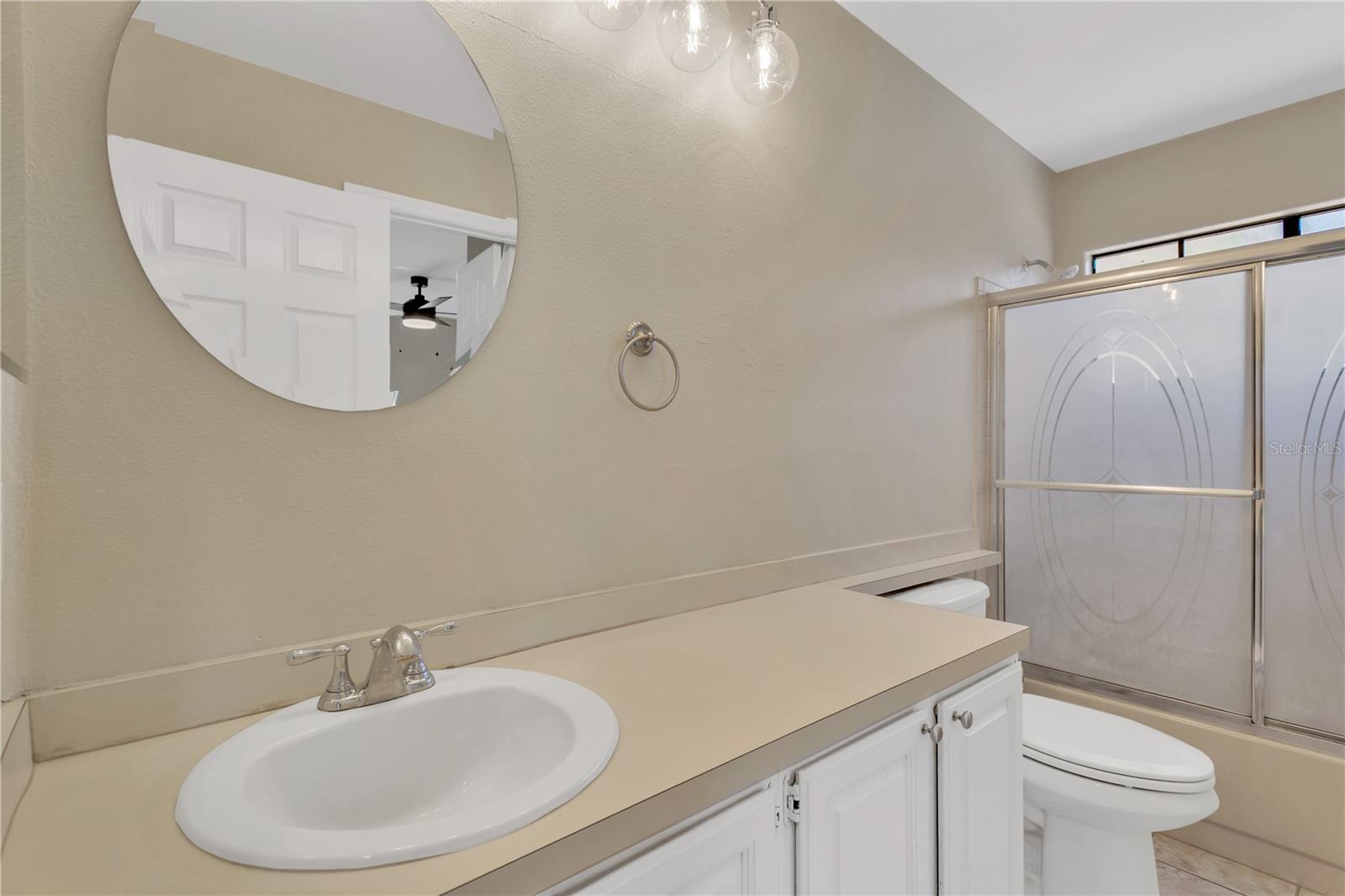 Image 14 of 53 For 526 Emberwood Drive