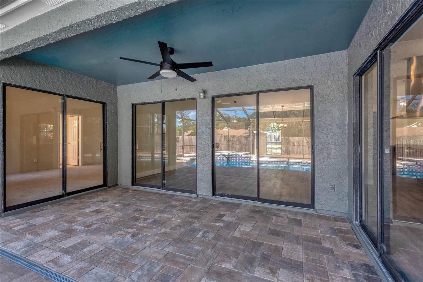 Image 28 of 53 For 526 Emberwood Drive