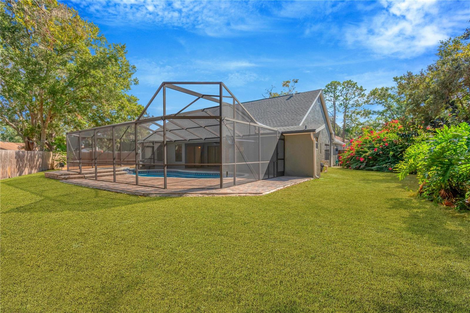 Image 31 of 53 For 526 Emberwood Drive