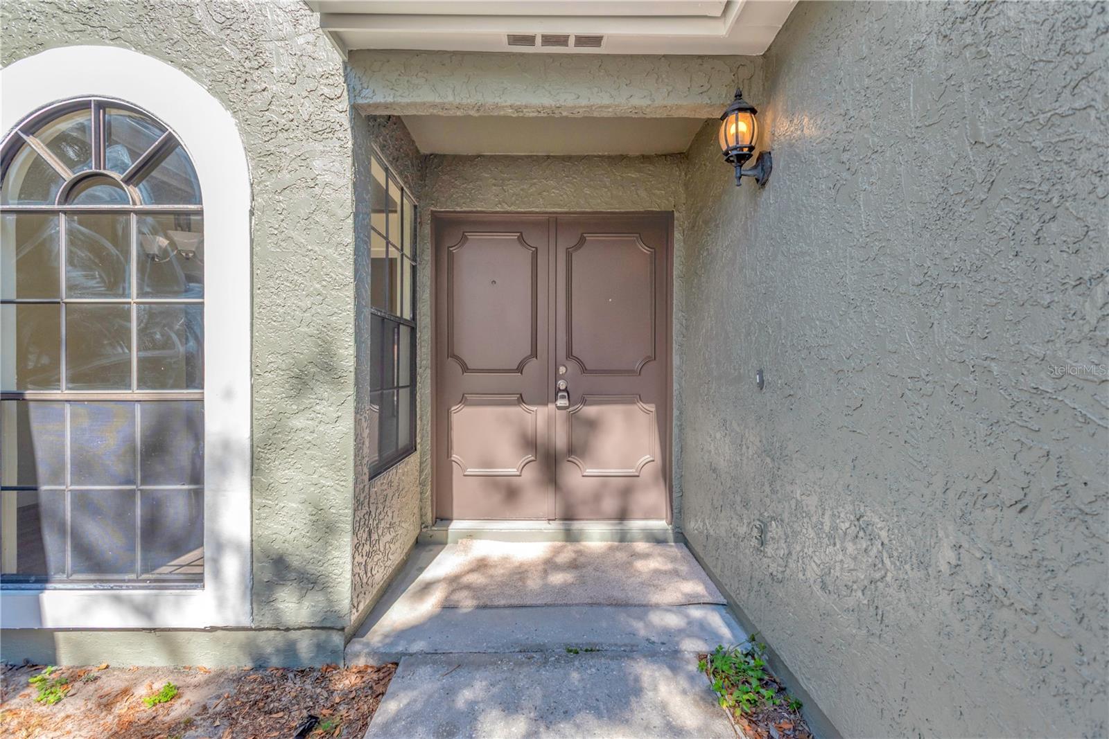 Image 4 of 53 For 526 Emberwood Drive