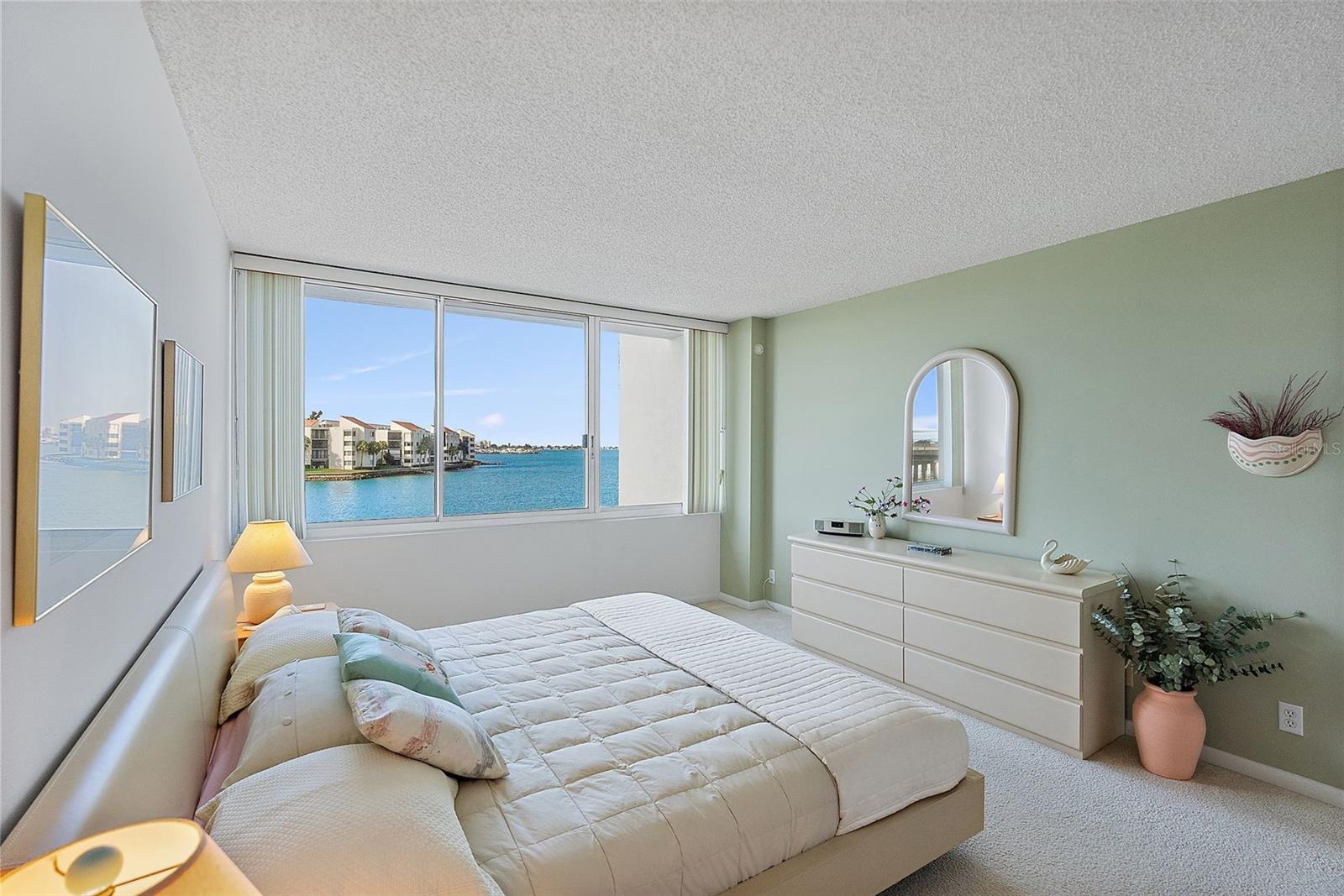 Image 20 of 44 For 5281 Isla Key Boulevard S 207