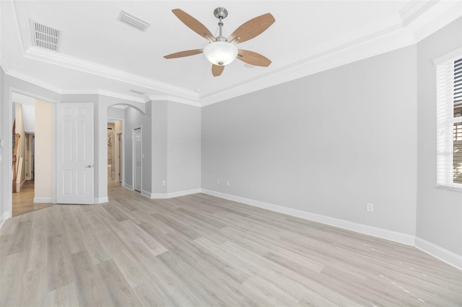 Image 31 of 71 For 27318 Sora Boulevard