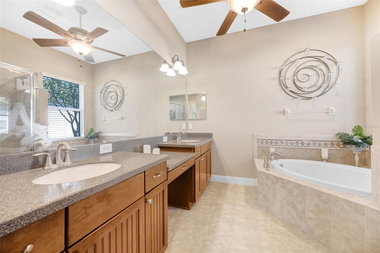 Image 35 of 71 For 27318 Sora Boulevard