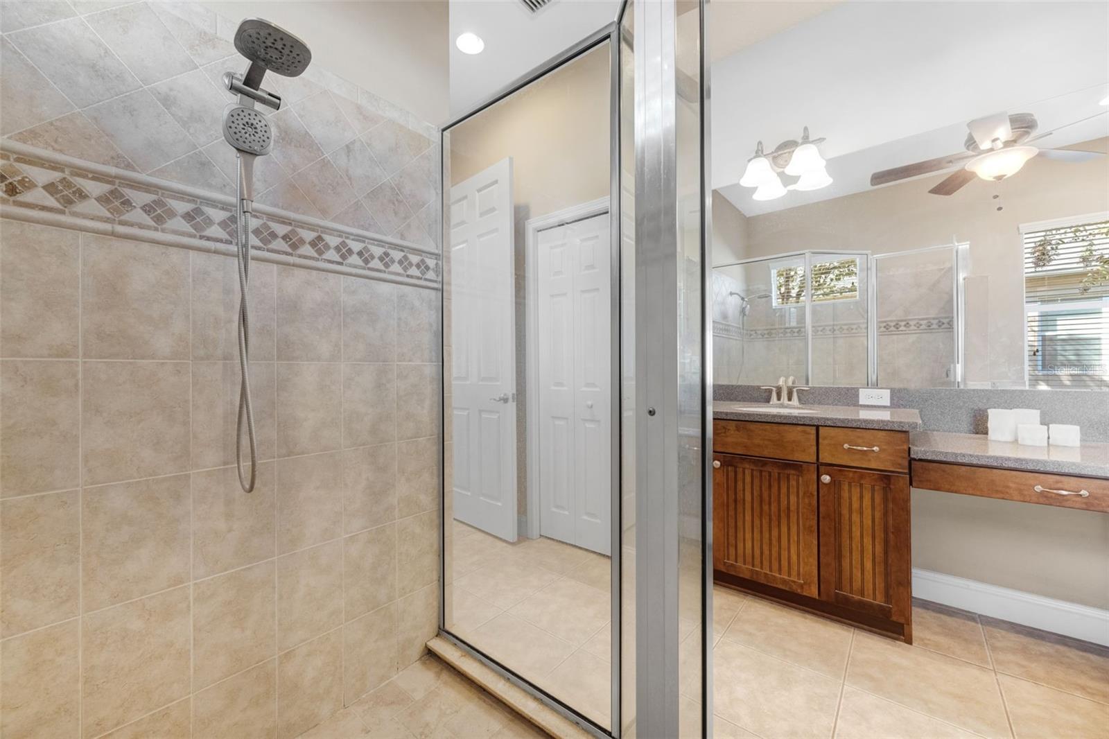 Image 37 of 71 For 27318 Sora Boulevard