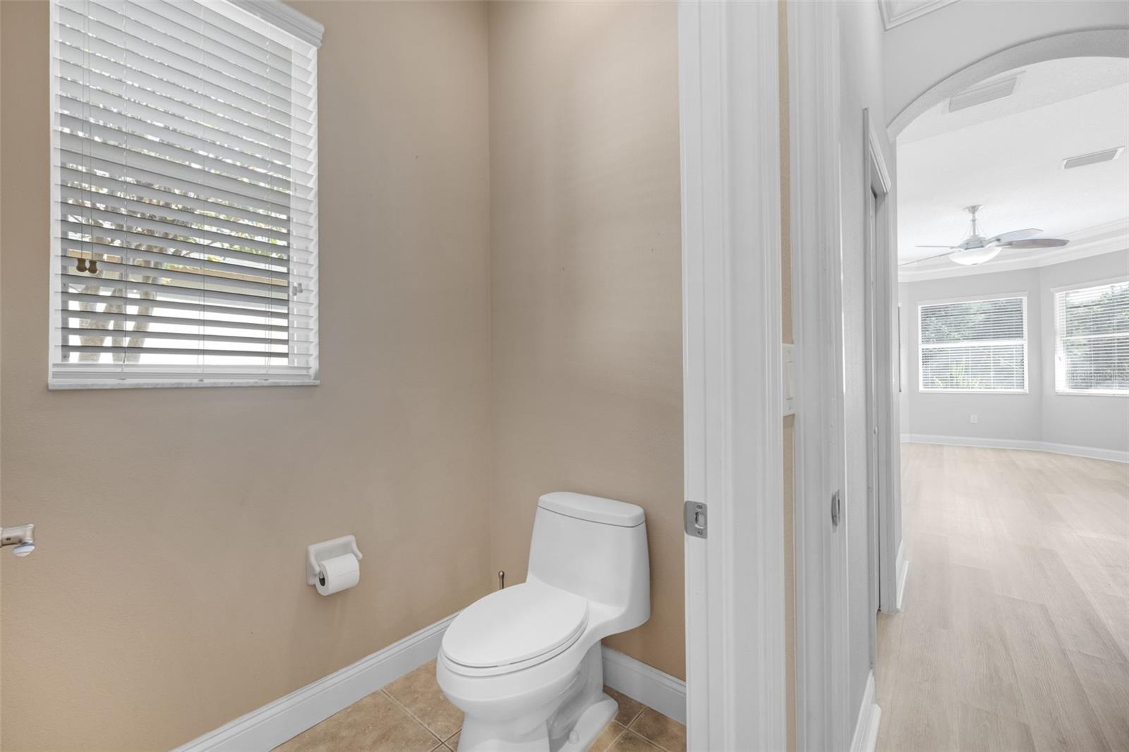 Image 38 of 71 For 27318 Sora Boulevard