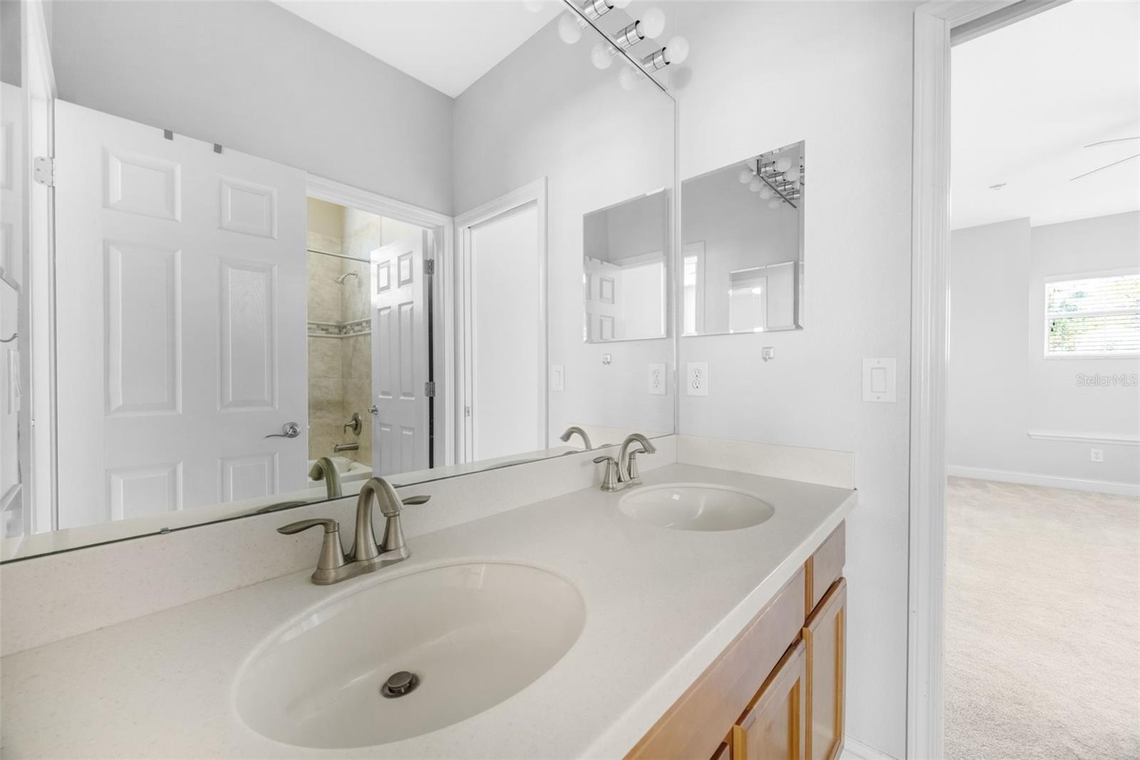 Image 48 of 71 For 27318 Sora Boulevard