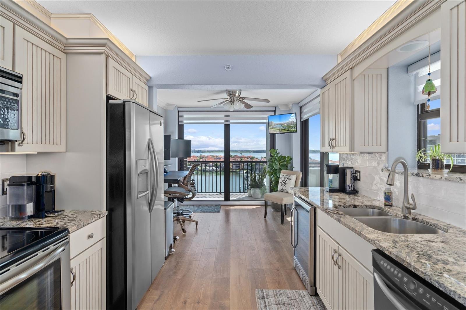 Image 17 of 72 For 1660 Gulf Boulevard 706