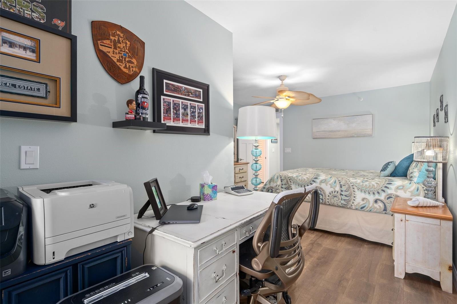 Image 32 of 72 For 1660 Gulf Boulevard 706