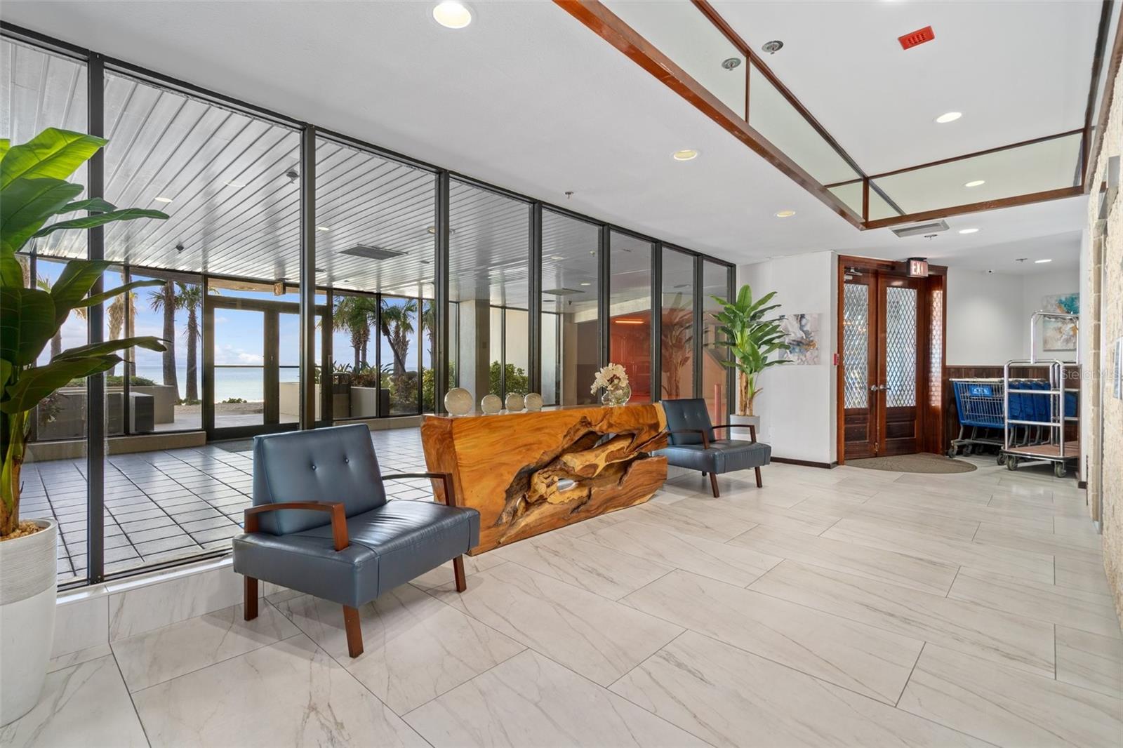 Image 51 of 72 For 1660 Gulf Boulevard 706