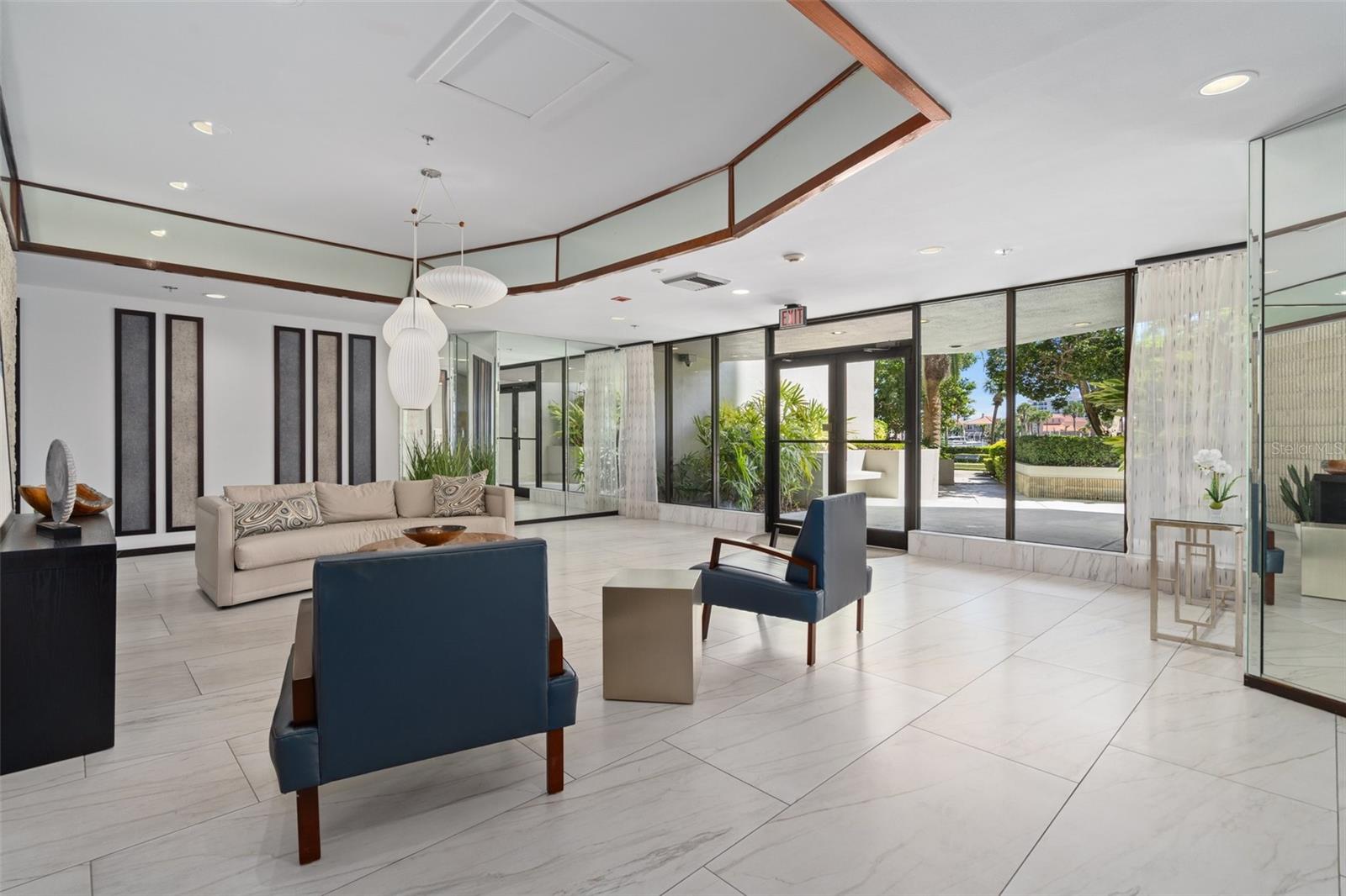 Image 52 of 72 For 1660 Gulf Boulevard 706