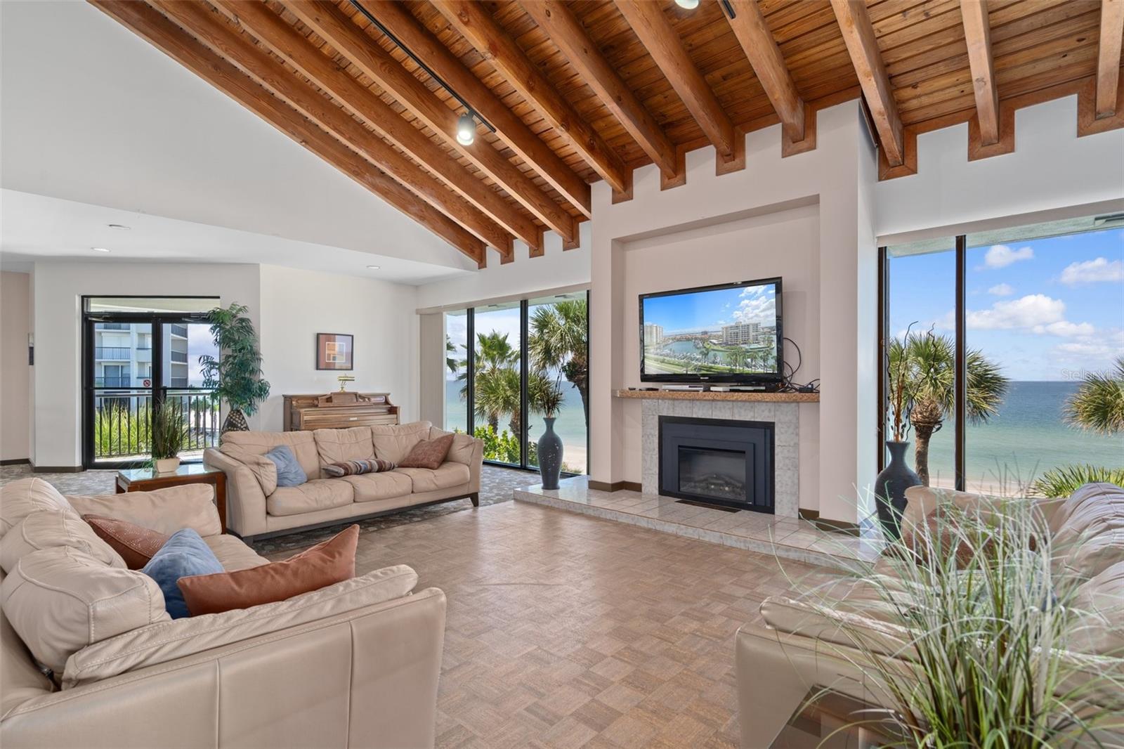 Image 57 of 72 For 1660 Gulf Boulevard 706