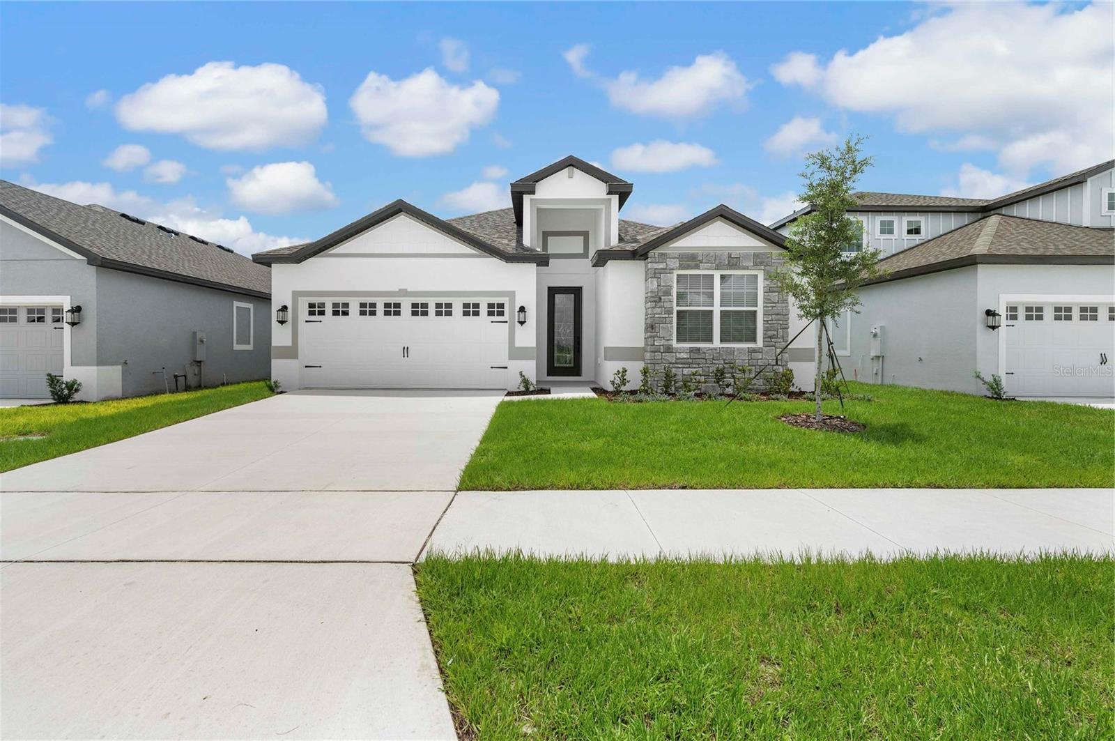 Image 2 of 26 For 3388 Chinotto Drive