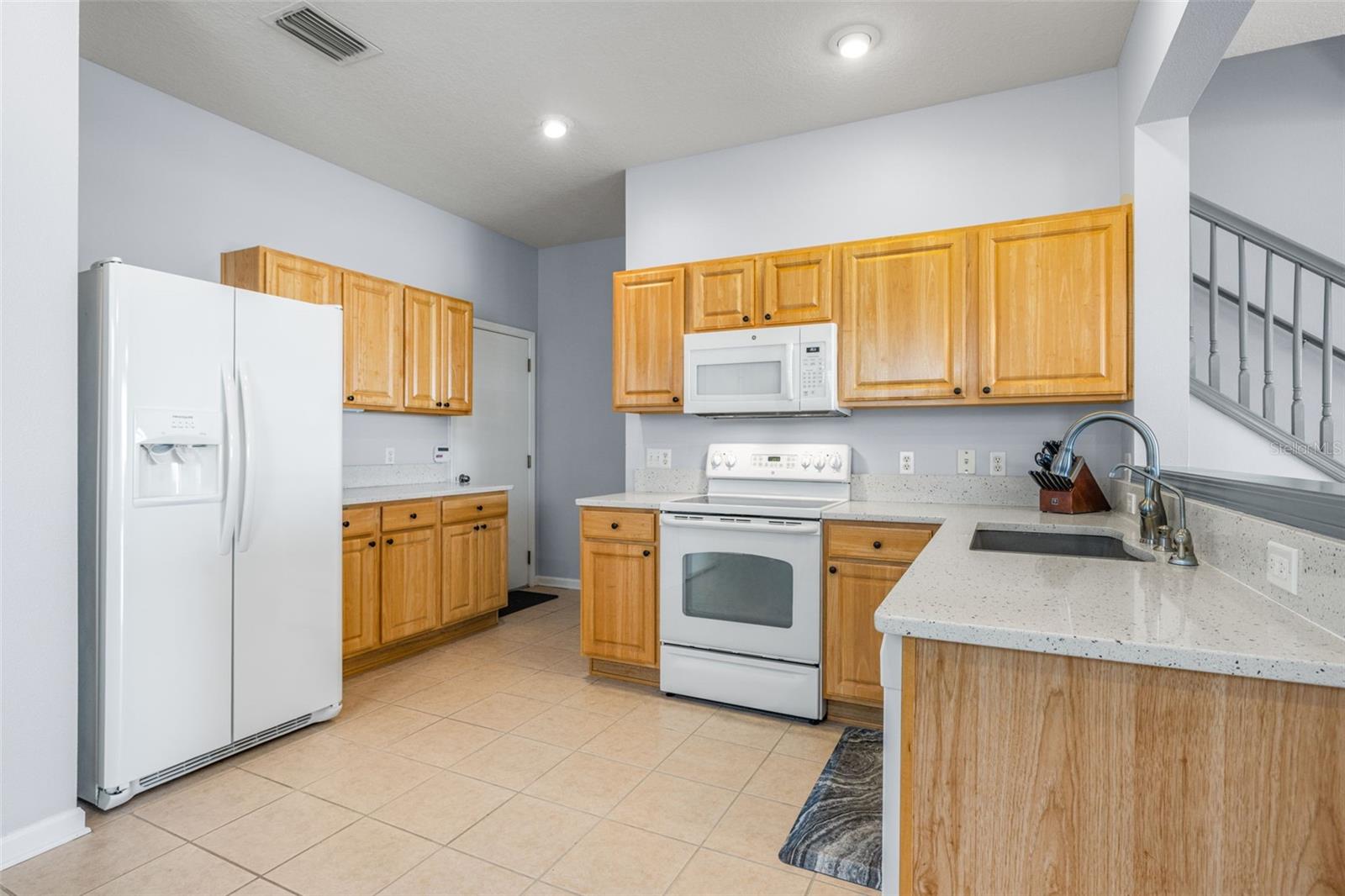 Image 10 of 40 For 4921 Pond Ridge Drive