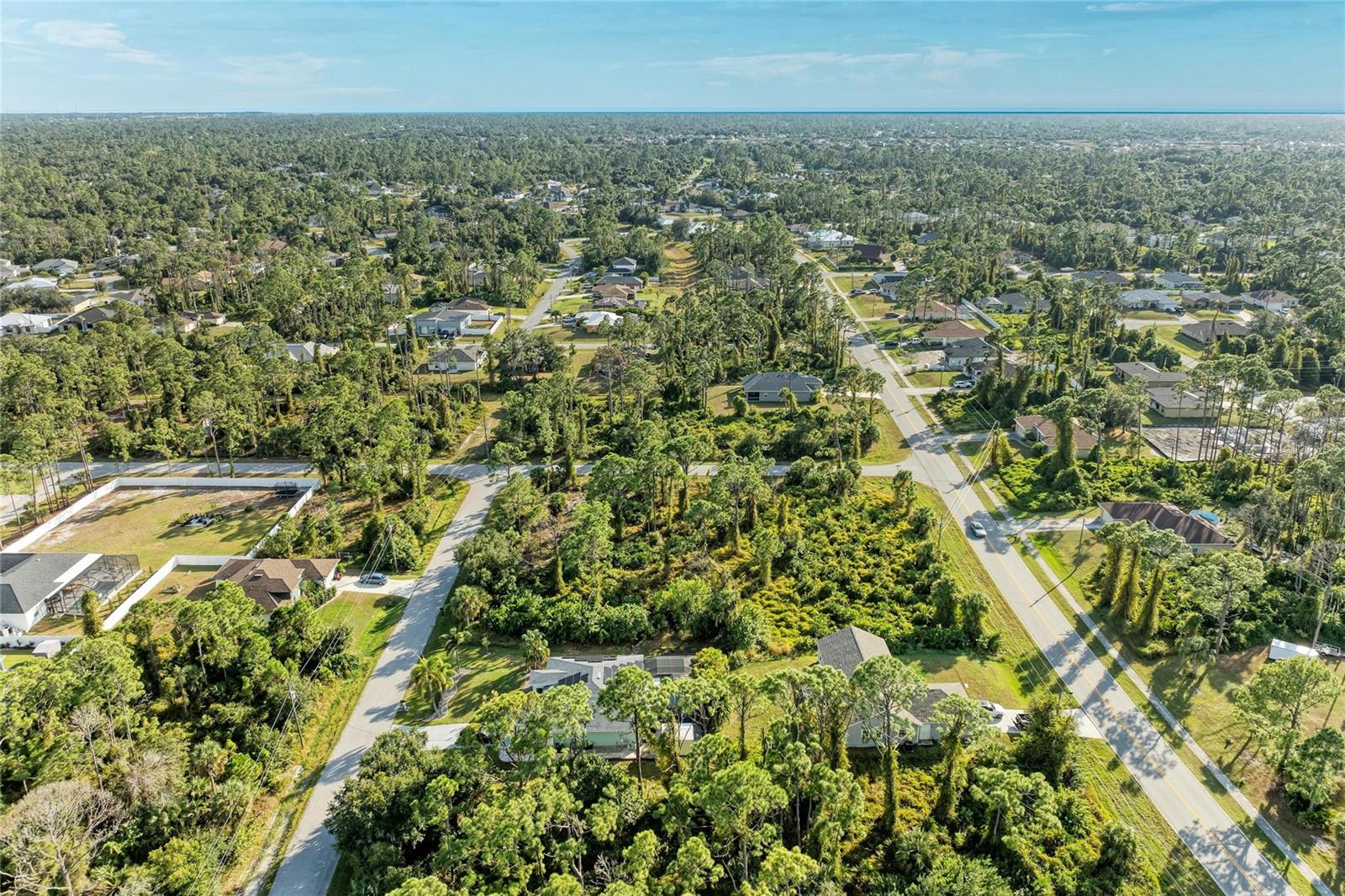 Image 16 of 60 For 1139166907, 1139166908 Gascom Street