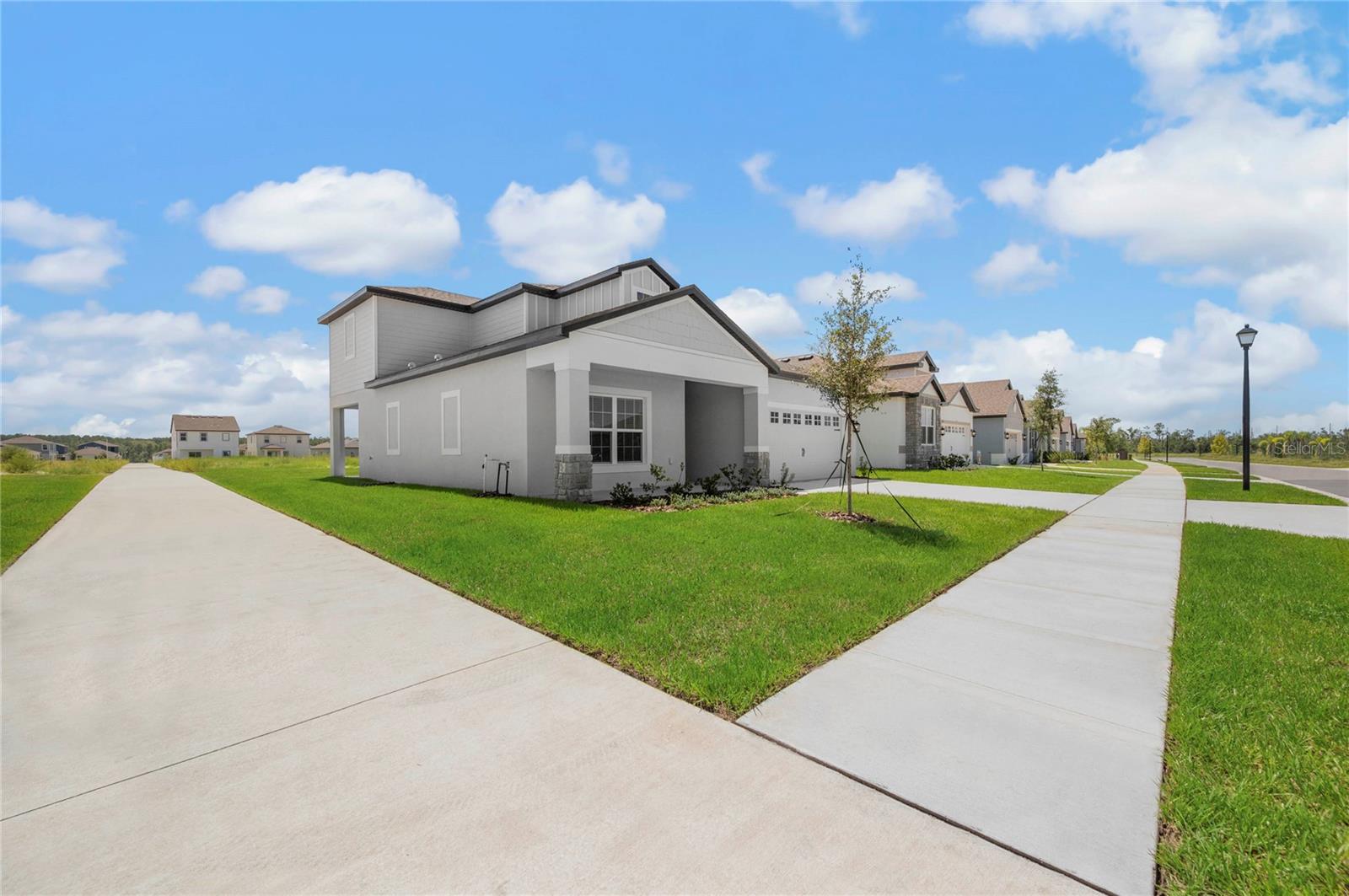 Image 4 of 31 For 3384 Chinotto Drive