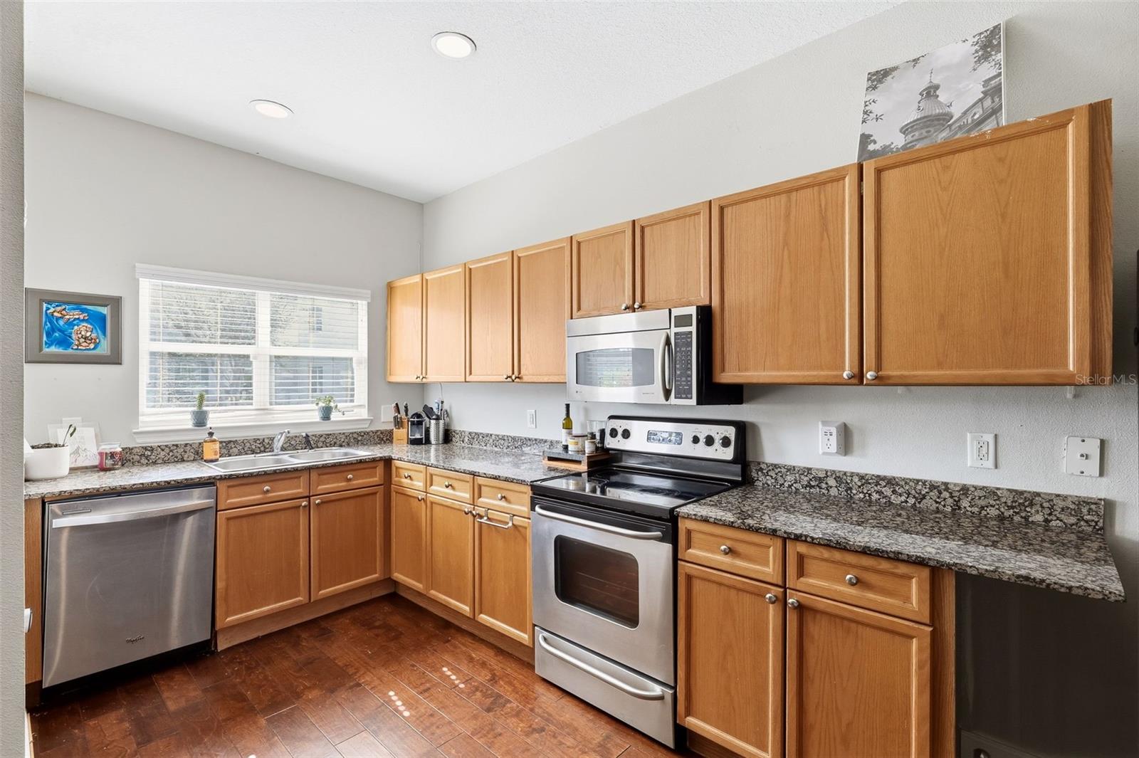 Image 13 of 42 For 4713 Jennings Bay Court